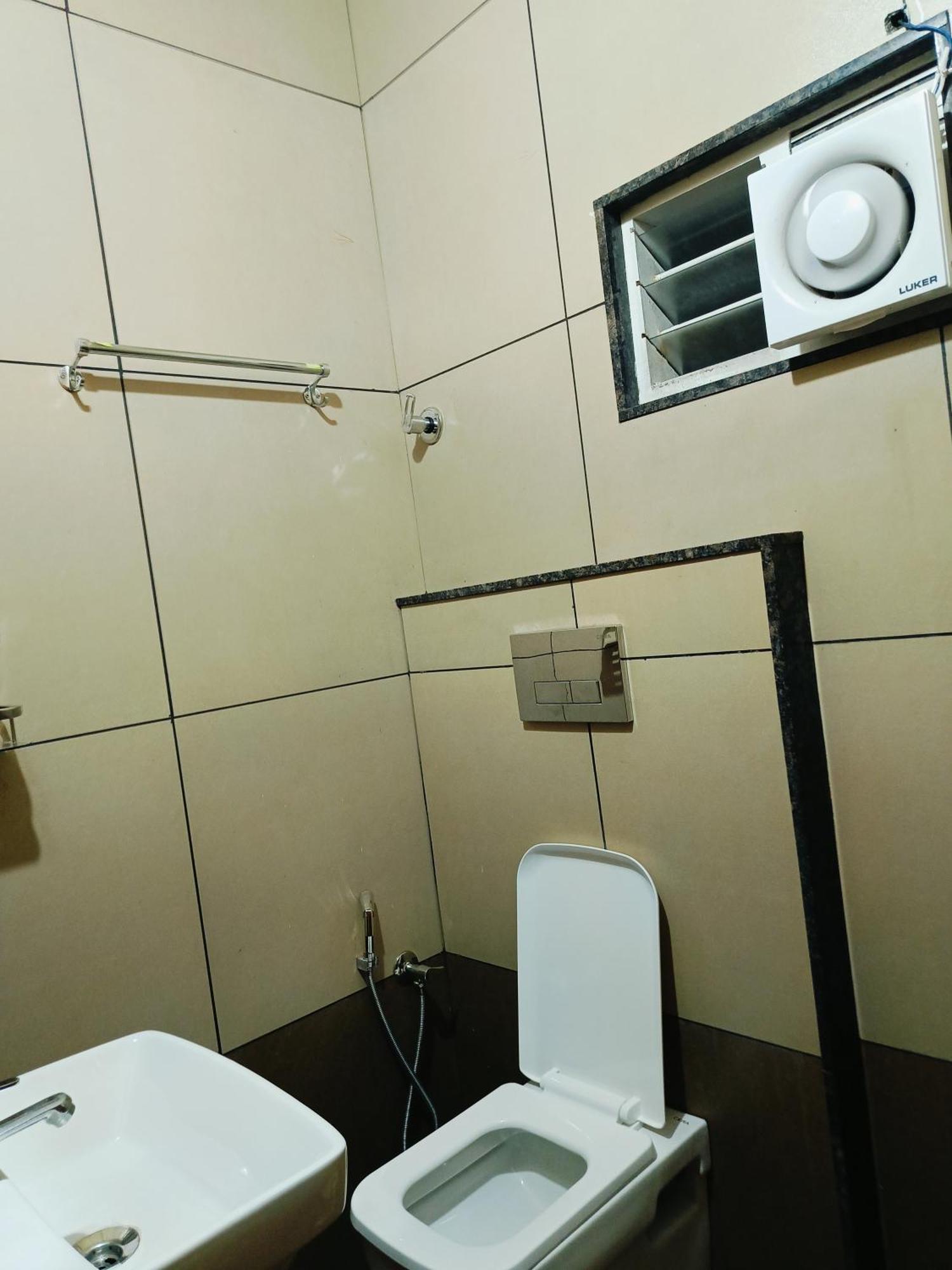 Elzas Fort Inn Коччи Экстерьер фото