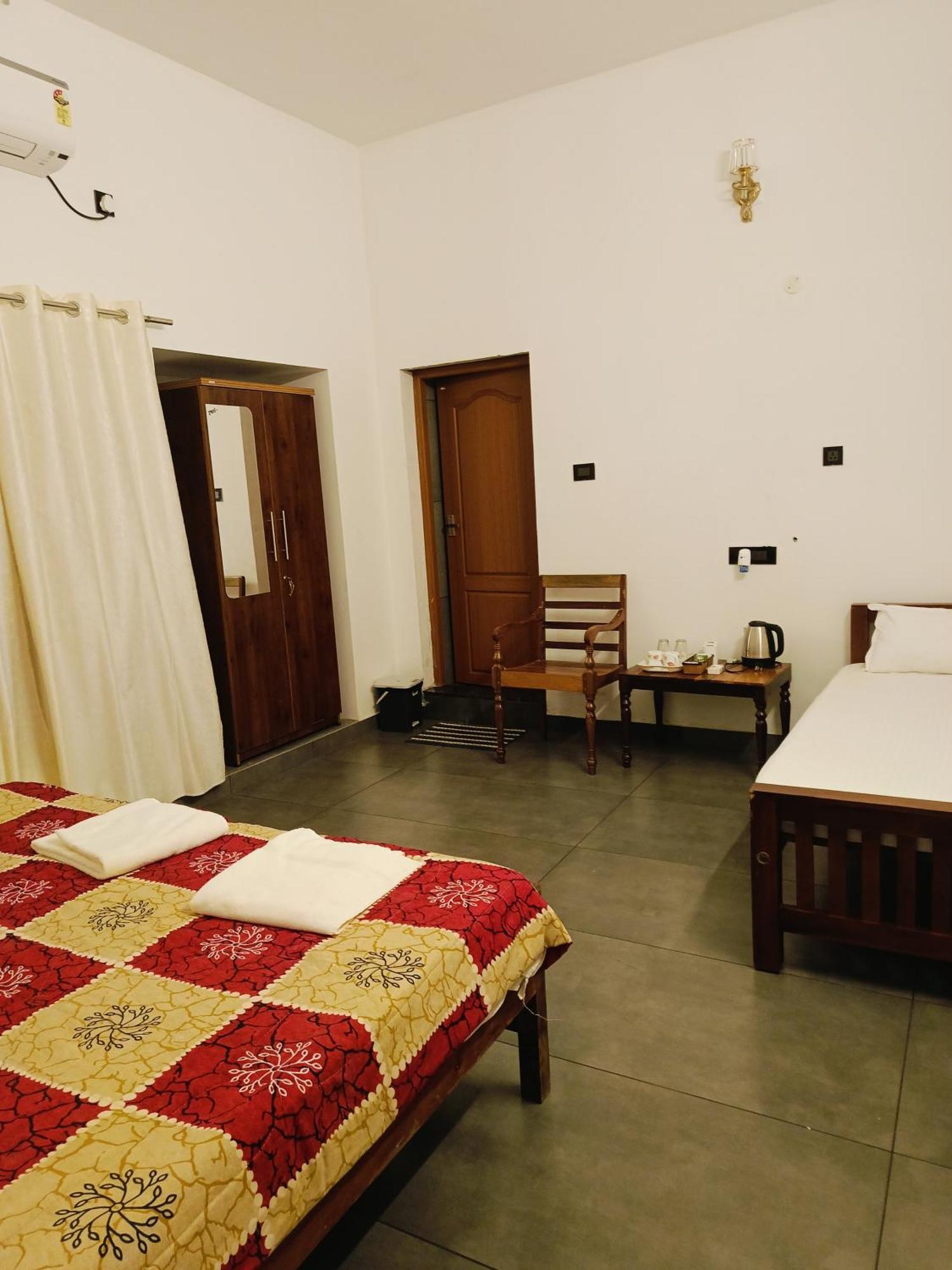 Elzas Fort Inn Коччи Экстерьер фото